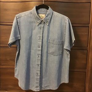 Short sleeve denim button down.